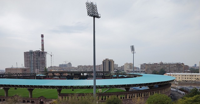 资不抵债的 资不抵债的